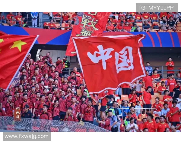 世预赛中国队迎战韩国队贺龙体育场见证激烈对决 世预赛中国队迎战韩国队贺龙体育场见证激烈对决