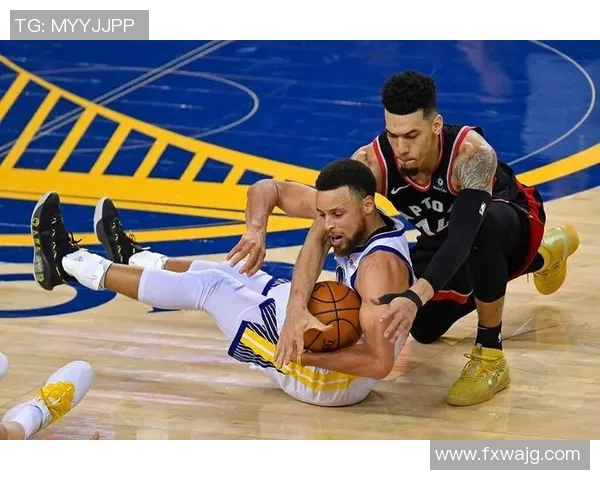 勇士与猛龙激战正酣直播55精彩瞬间全程回顾与分析 勇士与猛龙激战正酣直播55精彩瞬间全程回顾与分析